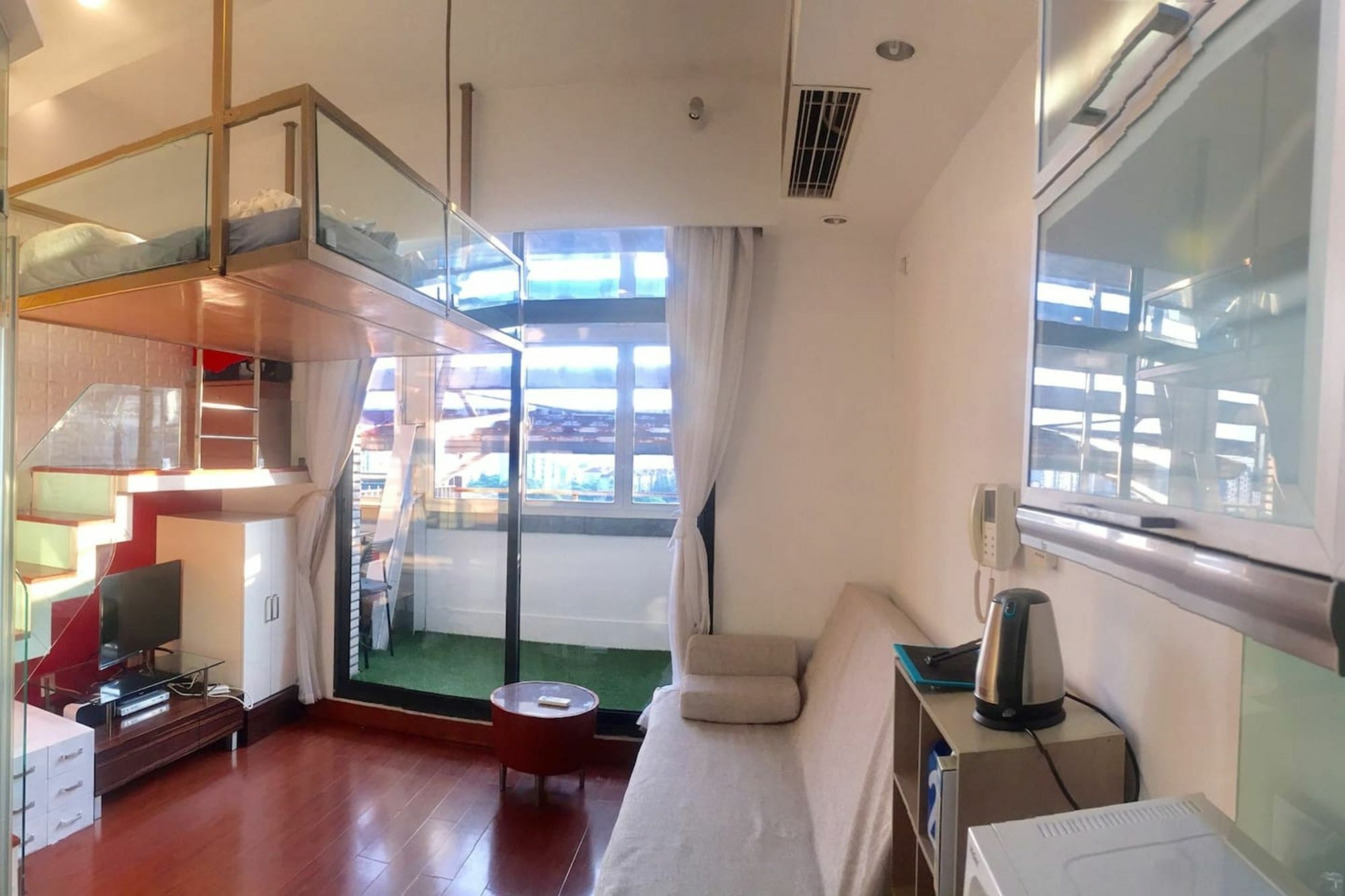 Homey Loft At Hong Qiao